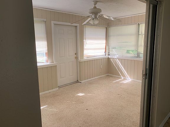4th image of 4195 Butler Ave