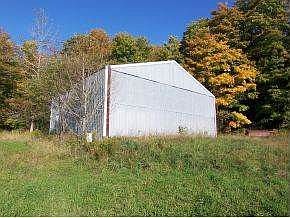Bath with Shower in Barn
