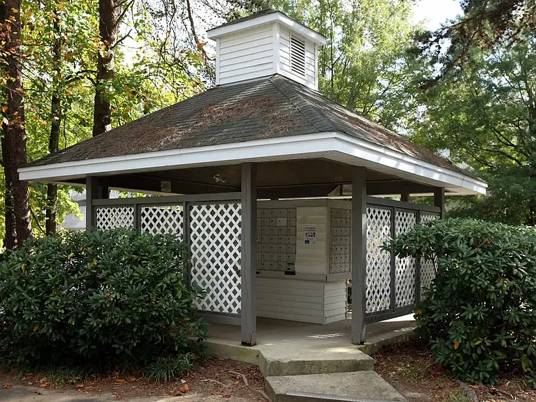 Community Mail Center