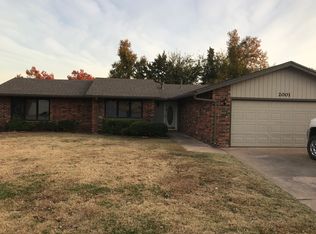 2001 Windmill Ln, Enid, OK 73703