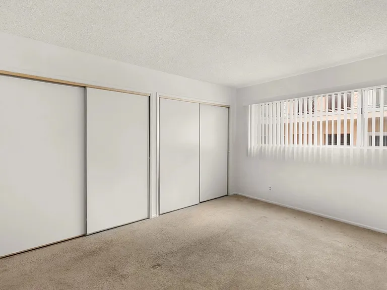 11677-11683 Goshen Ave. Los Angeles CA 90049 — Photo 15
