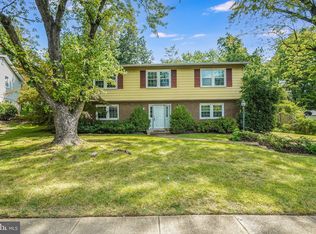 13021 Sturbridge Rd, Woodbridge, VA 22192