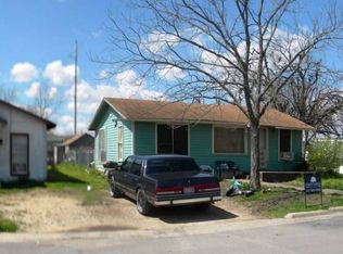 500 Bland St, Taylor, TX 76574