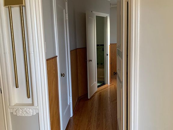 2nd image of 2115 25th Ave