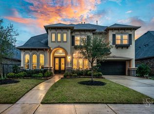 27511 Lakeway Trail Ln, Fulshear, TX 77441