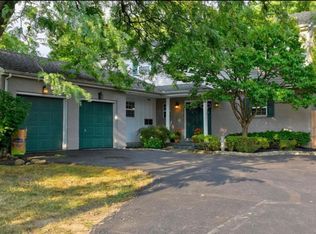 686 S Kellner Rd, Columbus, OH 43209