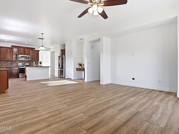 4th image of 11838 W JESSIE Lane