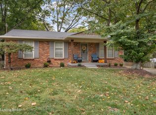 201 Whitland Ct, Woodland Hills, KY 40243