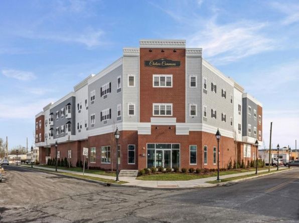 227 4th Ave #306E
