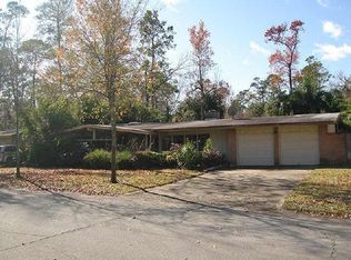 8427 Hunters Creek Dr, Houston, TX 77024