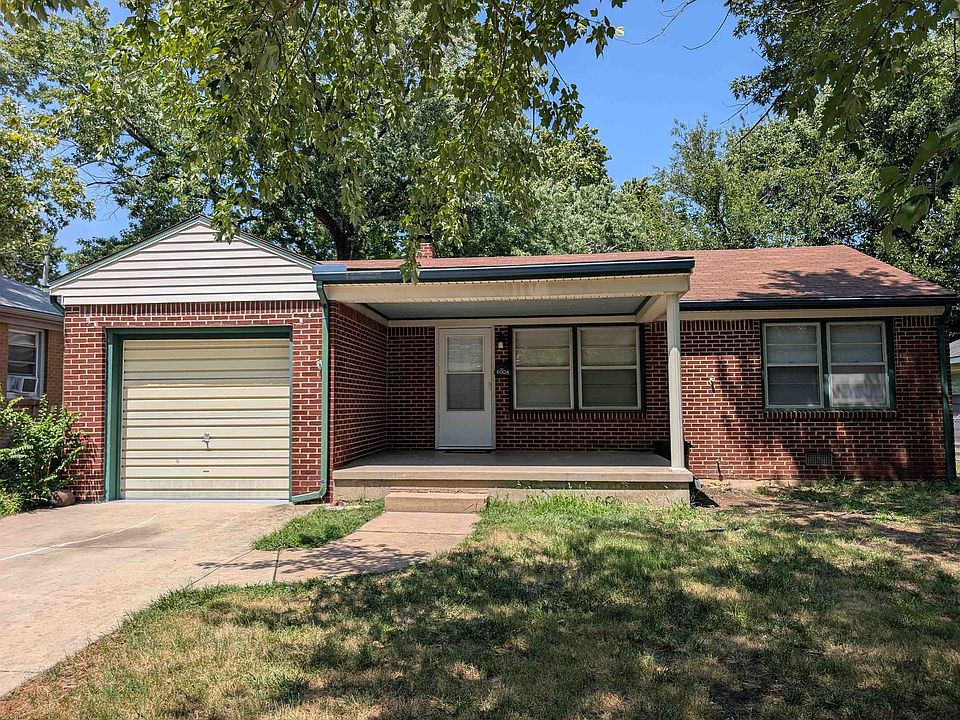1st image of 6008 E Castle Dr
