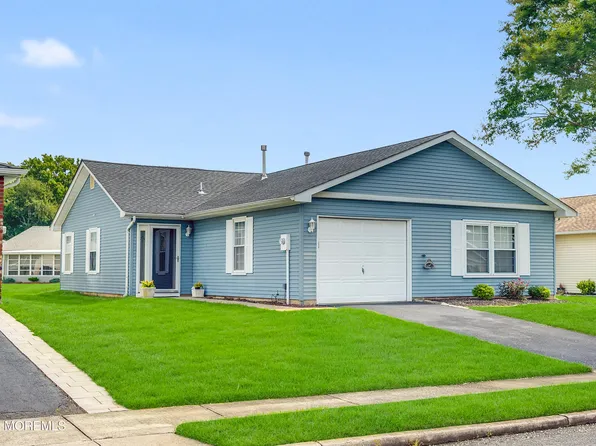 57 Everest Drive S, Brick, NJ 08724