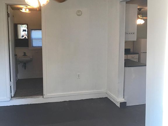 BR view of kitchen/bath