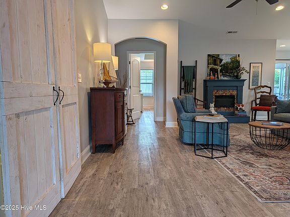 4th image of 4463 Maritime Oak Drive SE