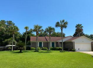 6007 Toulouse St, Gulf Breeze, FL 32563