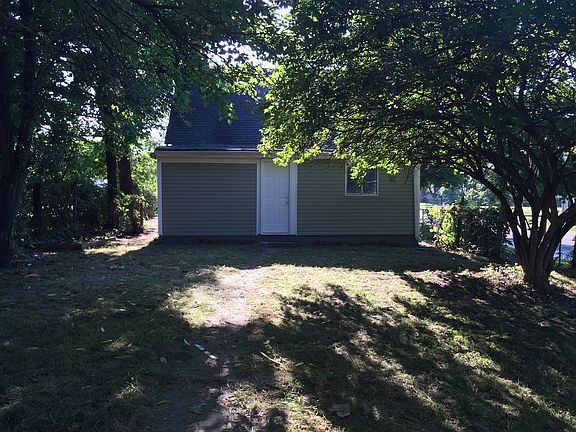 4th image of 1163 N Sheffield Ave