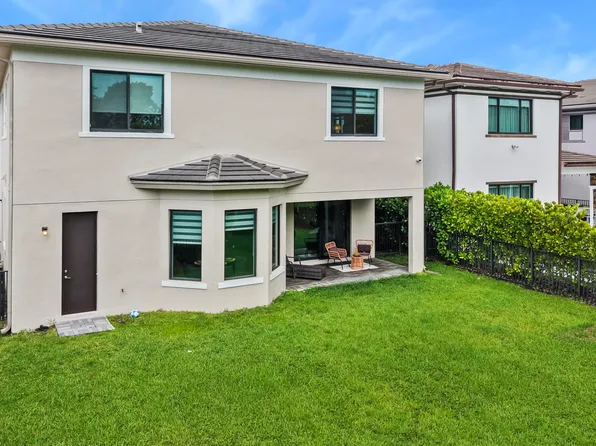 10555 Waves Way, Parkland, FL 33076