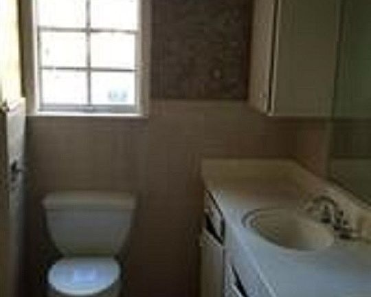 2nd image of 3937 Lake Catherine Dr