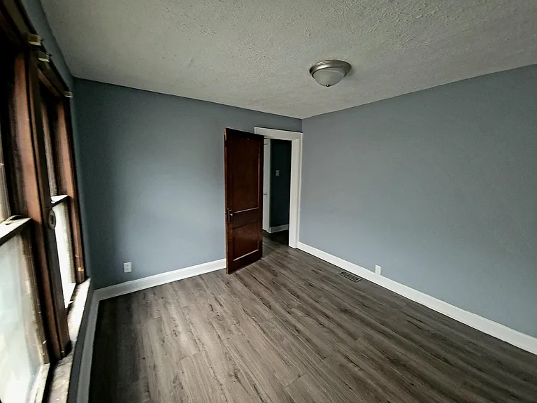 1629 Briarwood Ave — Photo 11