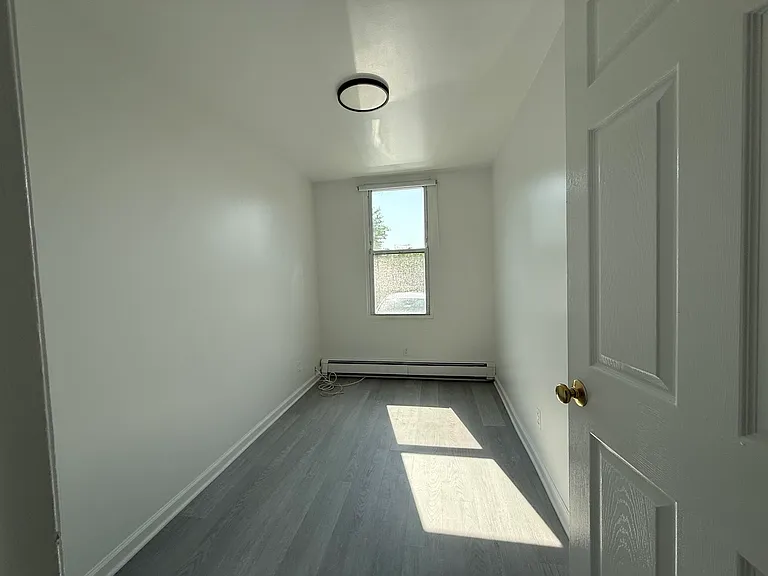 217 Cliff St #3 — Photo 20
