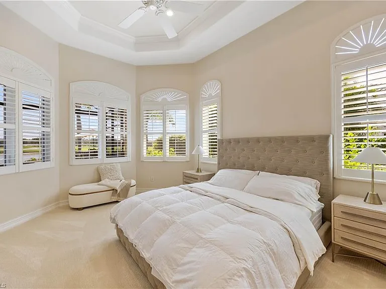 8950 Shenendoah Cir — Photo 15