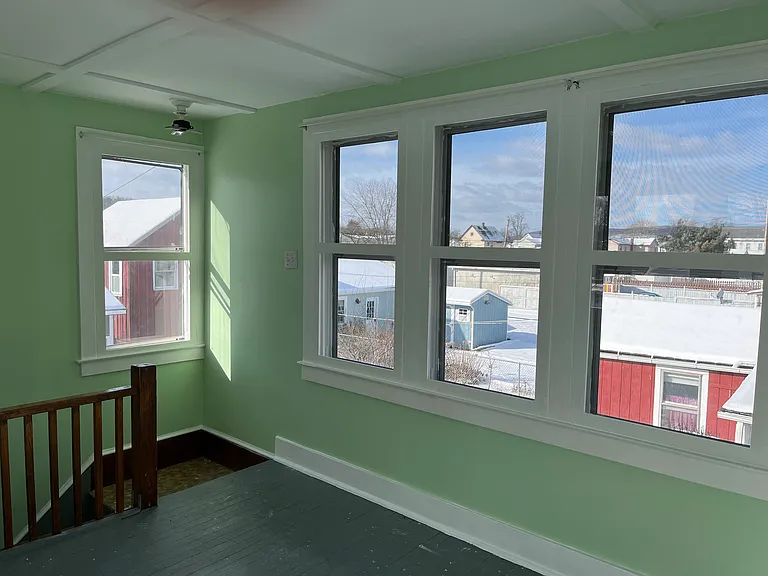 686 E Front St #202 — Photo 10
