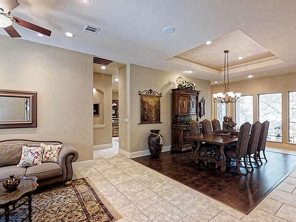 2nd image of 10530 Bridlewood Trl