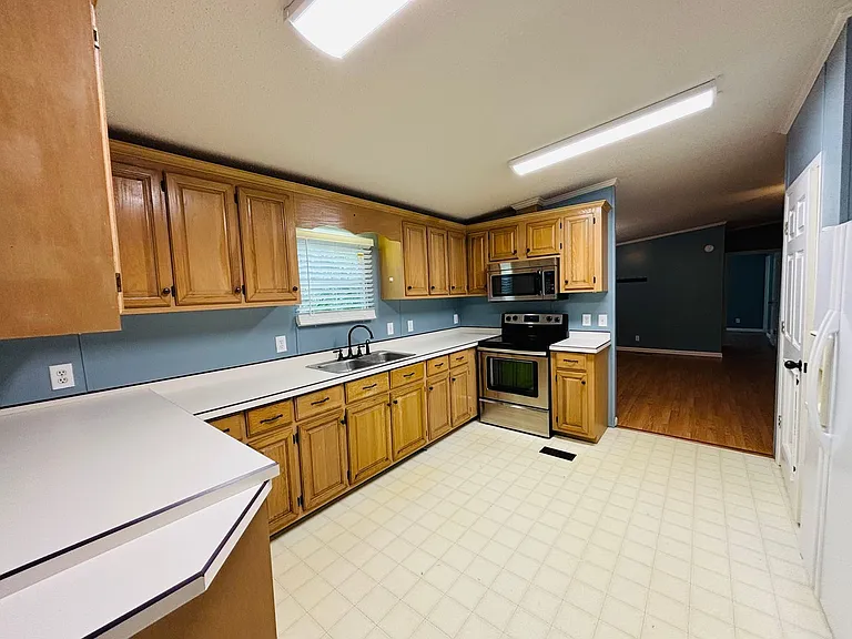4780 Prices Fork Rd — Photo 6
