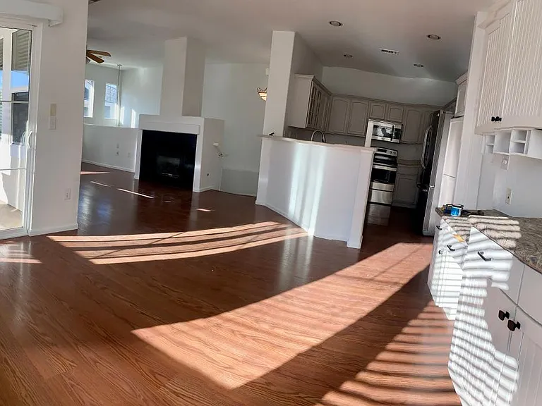 10266 Sedge Grass Way — Photo 2