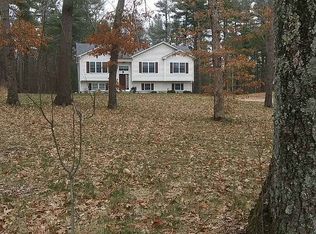 130 Nipmuc Rd, Scituate, RI 02825