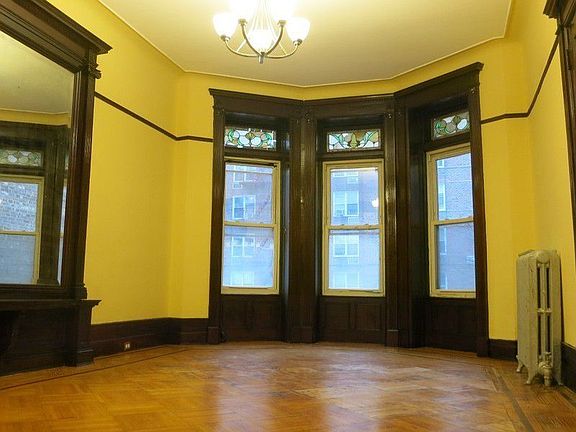 5th image of 145 Hawthorne St APT 2