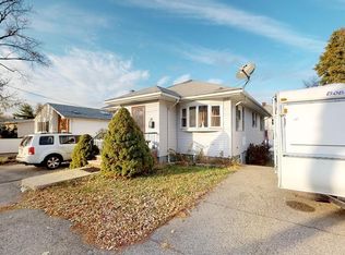 76 Oakwood Ave, Revere, MA 02151