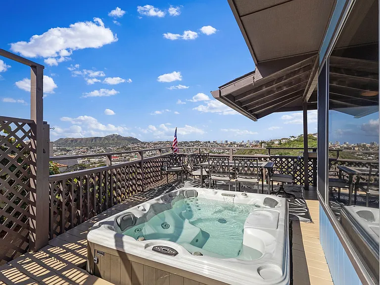 1548 Halekoa Dr — Photo 17