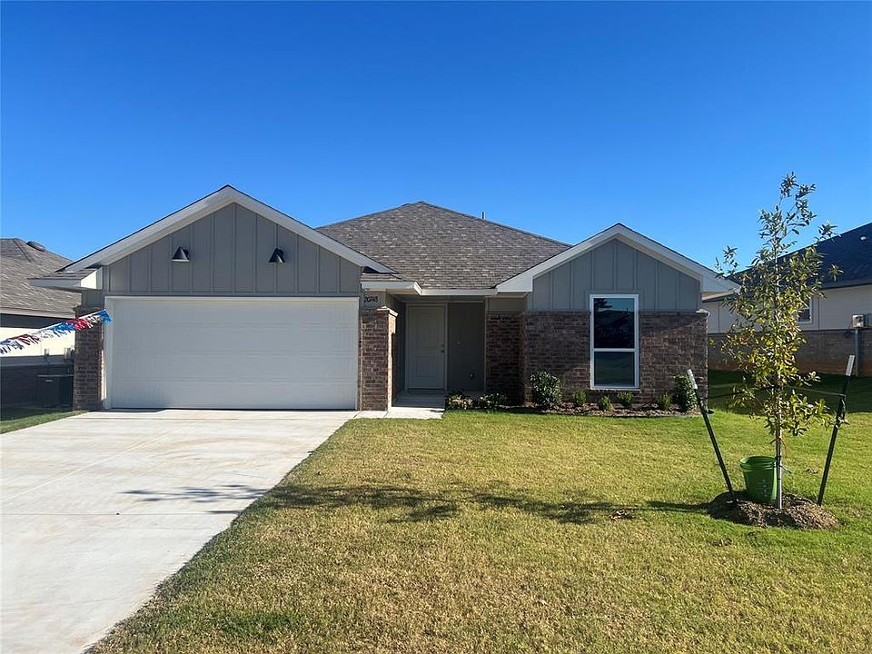 1st image of 20748 Brush Creek Blvd
