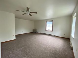 267 Main St #3, Thomaston, ME 04861