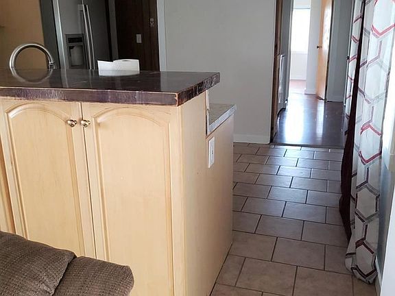 3rd image of 810 N 8th St Trailer 37