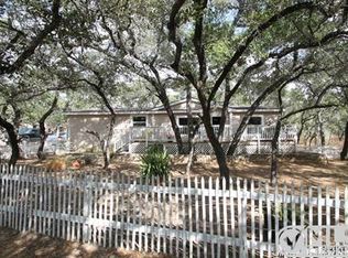 122 Eagle Creek Ranch Blvd, Floresville, TX 78114