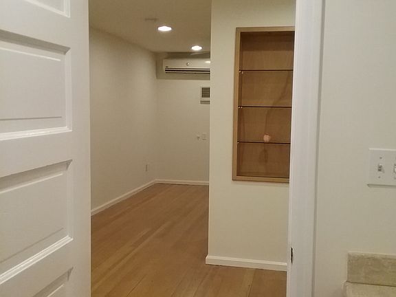4th image of 6610 Iris Dr #Na