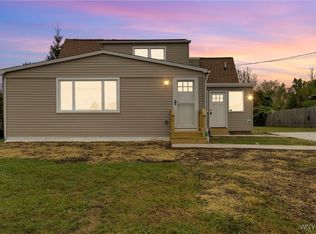 374 Meyer Rd, Amherst, NY 14226