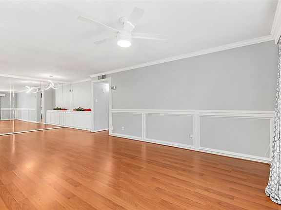 4th image of 14555 Wunderlich Drive #2004