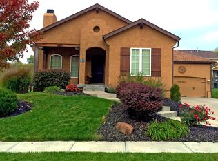 312 Creekwood Dr, Liberty, MO 64068