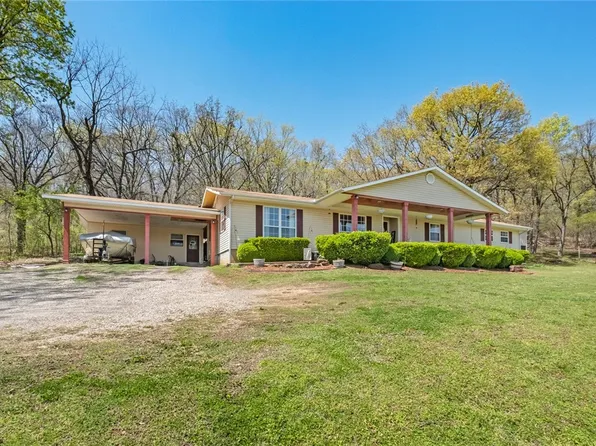 465561 Highway 100, Stilwell, OK 74960