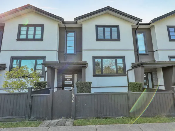 806 Gauthier Ave #102, Coquitlam, BC V3K 1R9