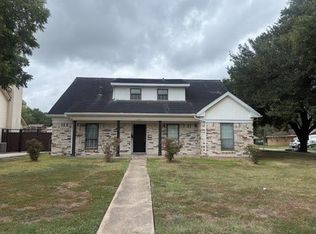 2212 Cherry Ln, Pasadena, TX 77502