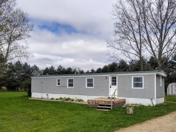6710 Adams Rd, Marlette, MI 48453