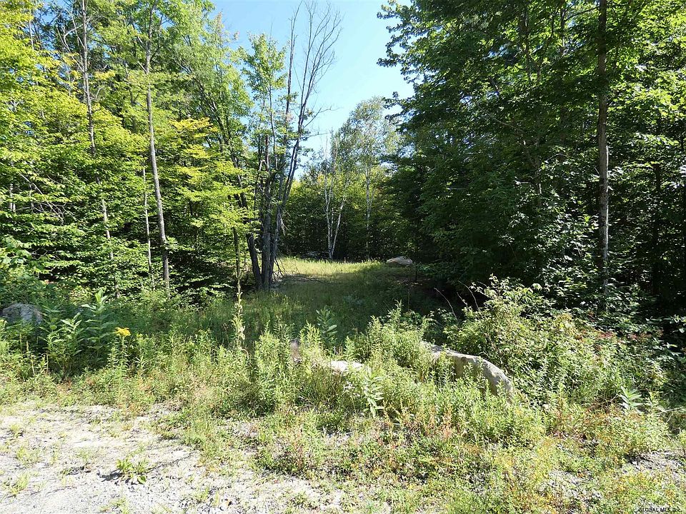 1st image of 16 Woodland Ln