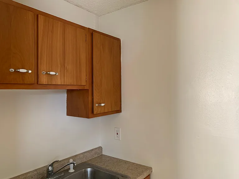 Lockport South Apartments — Photo 9