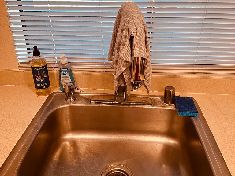 10819 NE 37th Pl #101 — Photo 21