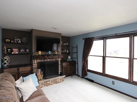 2nd image of 217 Orlando Ave