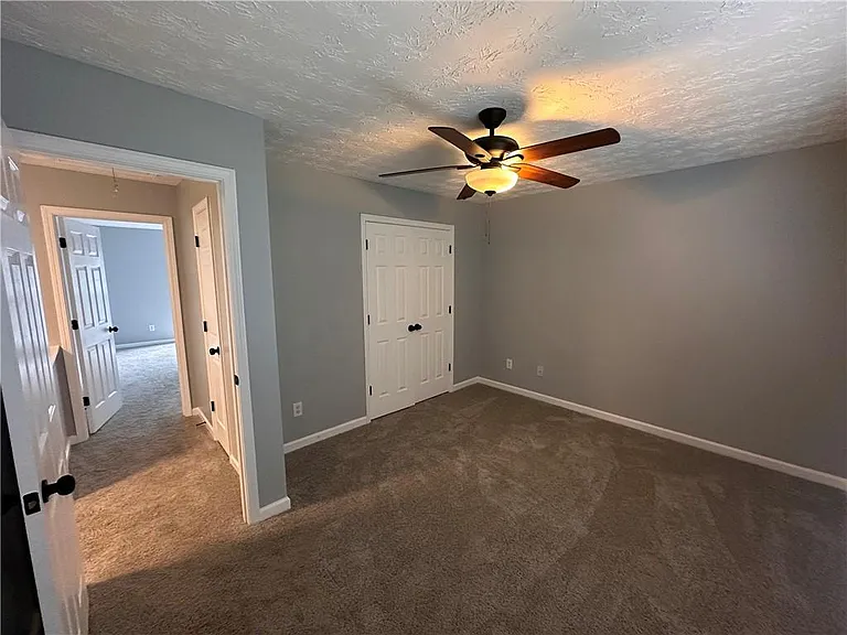 2025 Austin Park Cir — Photo 29